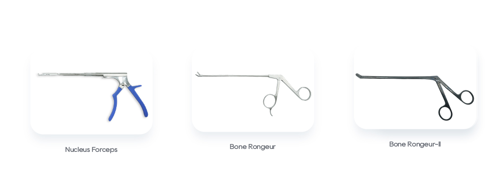 Ba Implants Spinaux oyo etali yango y compris ba Vis P&eacute;dicules na ba Cages PEEK