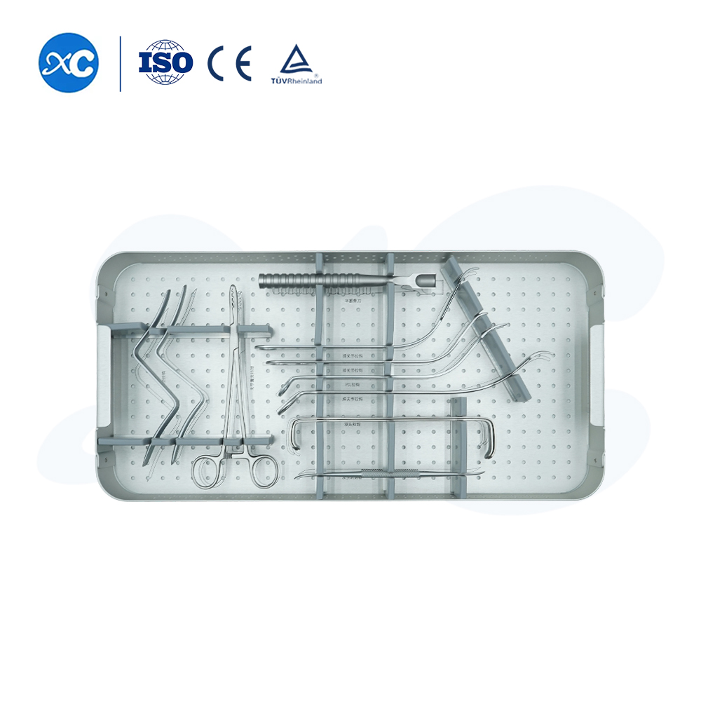 Knee retractors and bone levers in upper instrument tray
