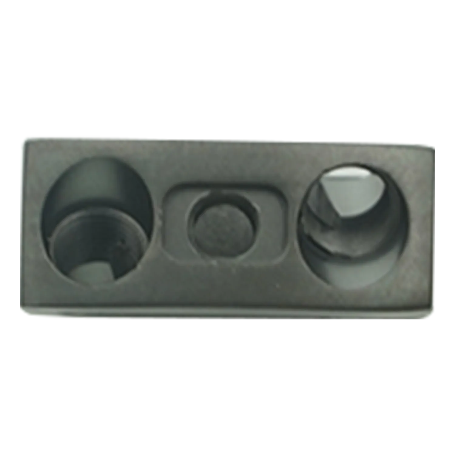 Polishing and oxidation surface treatment of the cervical titanium cage